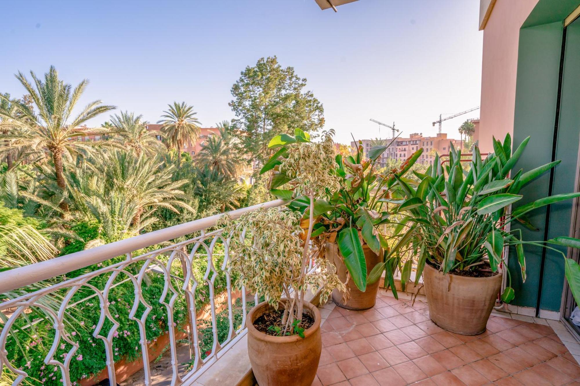 Apartment Vue Imprenable Sur Les Jardins De La D Yves Saint Laurent